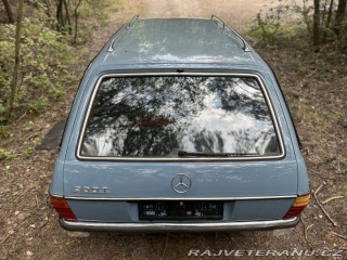 Mercedes-Benz 200 T 7 míst, Servisní k.+DK 1981