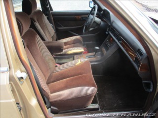 Mercedes-Benz S 5,0 170kw SE bez koroze 1982