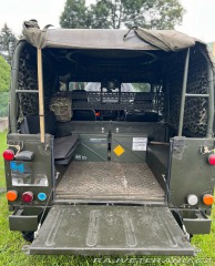 Land Rover Defender 1985