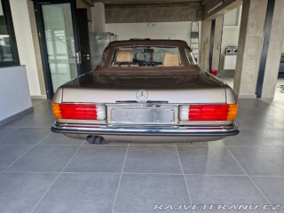 Mercedes-Benz SL 300 SL R107 1986