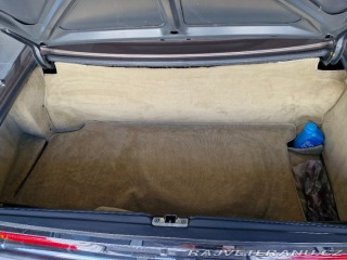 Mercedes-Benz SL 300 SL R107 1986