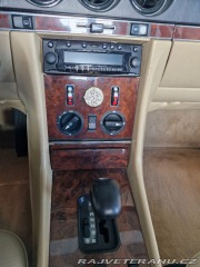 Mercedes-Benz SL 300 SL R107 1986