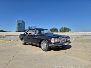Mercedes-Benz 230 C123