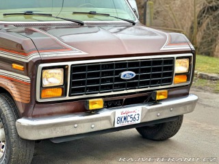 Ford Econoline E-150 5.8 V8 1983