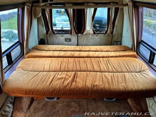 Ford Econoline E-150 5.8 V8 1983