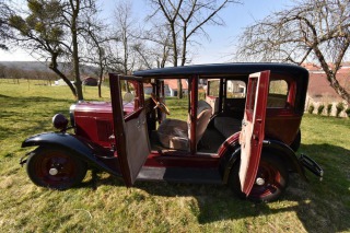 Chevrolet 1930 sedan