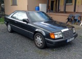 Mercedes-Benz 220 W124 coupe