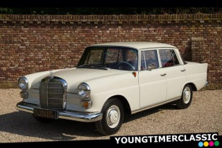 Mercedes-Benz 190 D