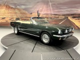 Ford Mustang CONVERTIBLE