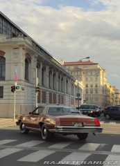 Chevrolet Monte Carlo Landau Yacht 1975