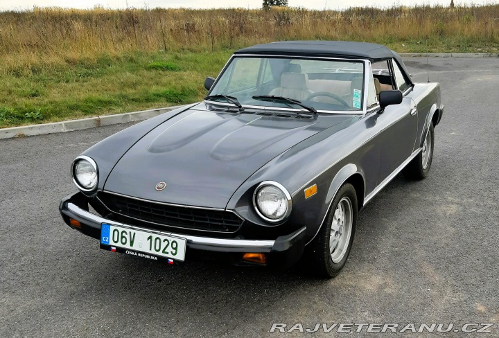 Fiat 124 Spider 2000 1979