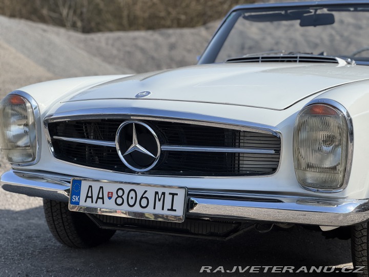 Mercedes-Benz 280 W113 1970