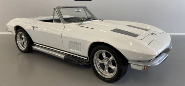 Chevrolet Corvette C2 Stingray
