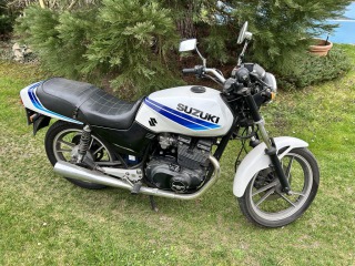 Suzuki GSX 400