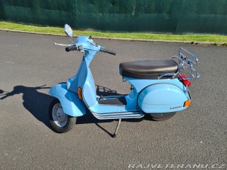 Piaggio Vespa P200E